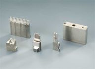 Kundengebundene progressive c-Form-Ersatzteile formen Komponenten-Toleranz innerhalb +/-0.001mm. /Präzisionsmetallstempeln